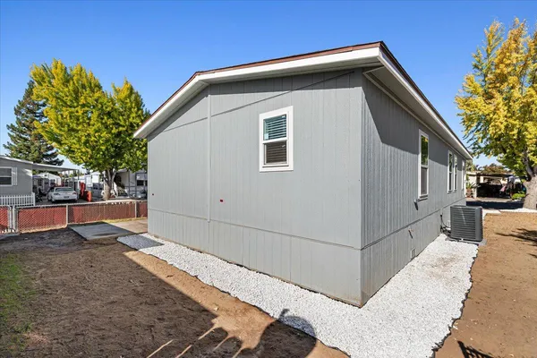 $319,000 | 2128 Barrington Lane, Modesto, CA 95350