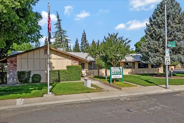 $319,000 | 2128 Barrington Lane, Modesto, CA 95350
