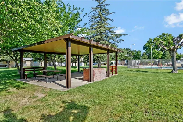$319,000 | 2128 Barrington Lane, Modesto, CA 95350