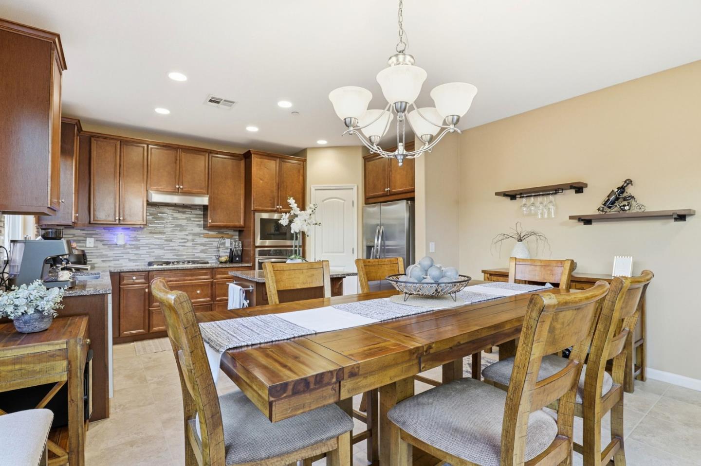 45 Angra Way Gilroy, CA 95020 - Photo 13 of 35