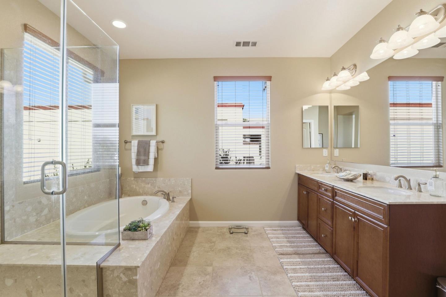 45 Angra Way Gilroy, CA 95020 - Photo 3 of 35