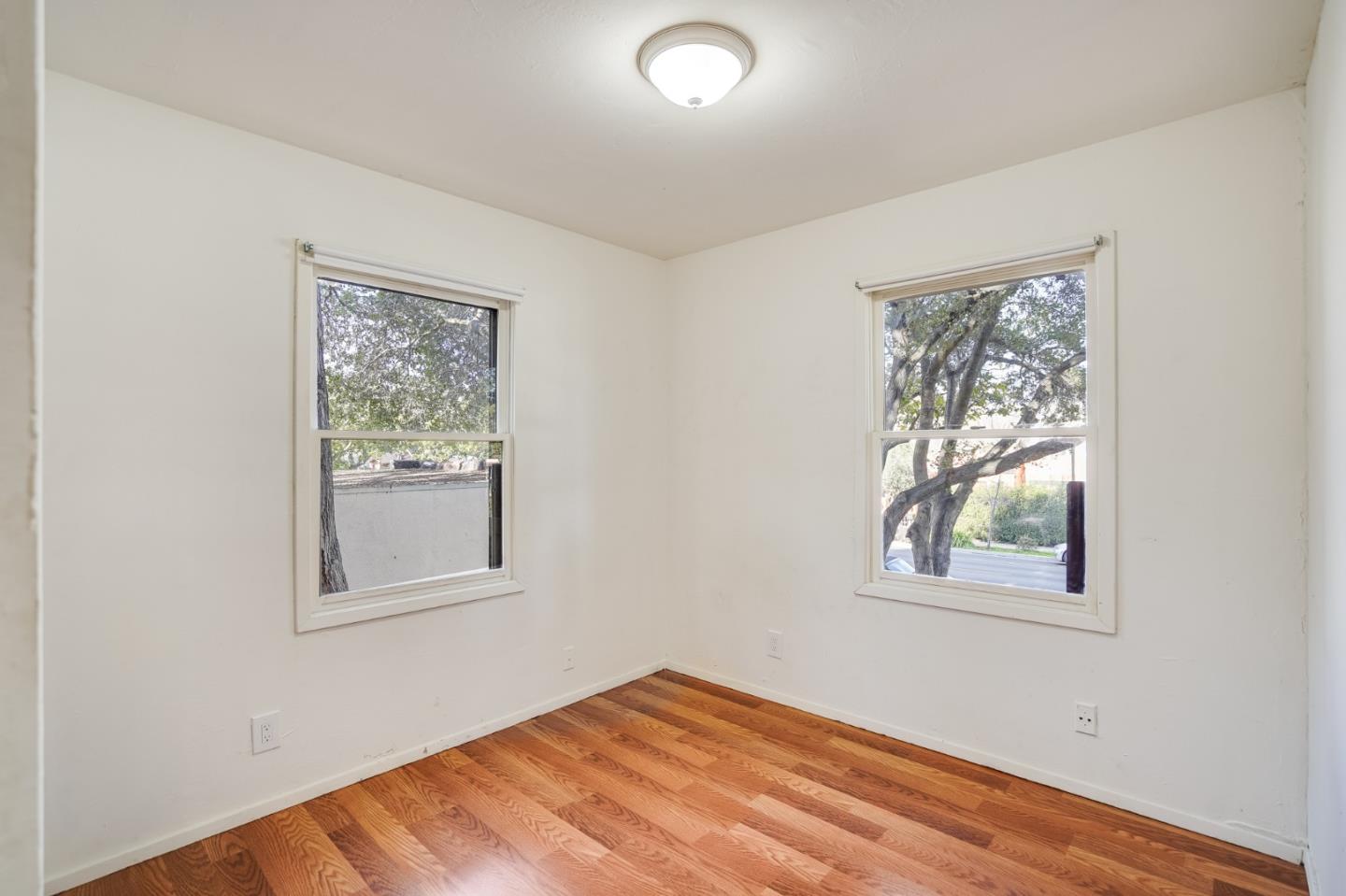 1218 Middlefield Road Palo Alto, CA 94301 - Photo 10 of 31 a view of a window in a room