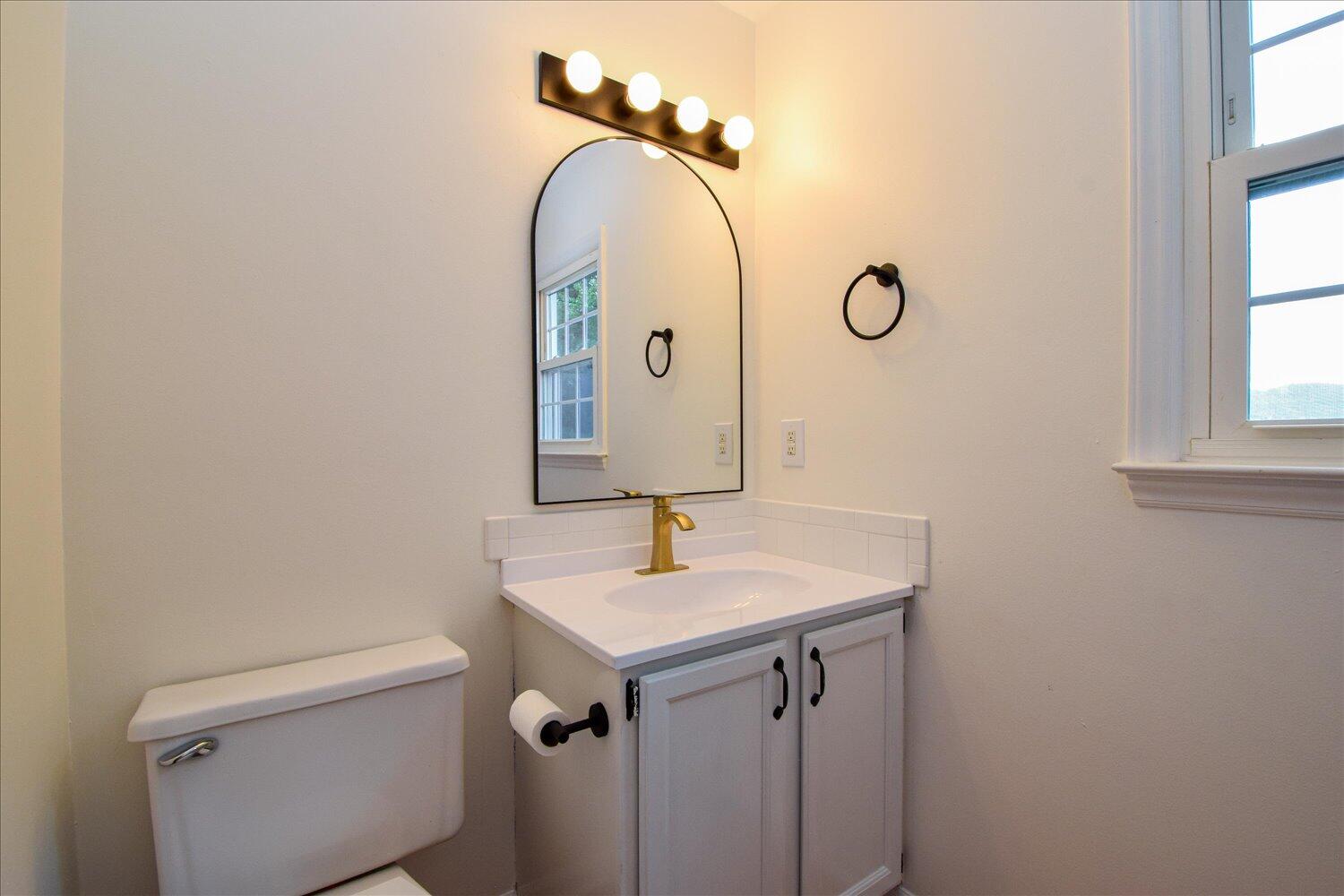 127 North Rome Drive Roanoke, VA 24019 - Photo 9 of 19 Master Bath