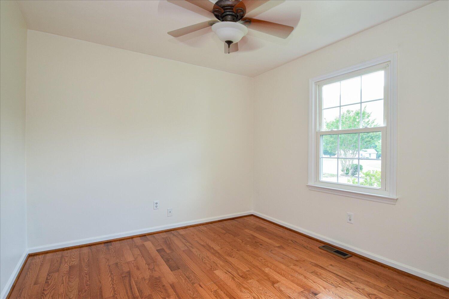 127 North Rome Drive Roanoke, VA 24019 - Photo 10 of 19 Bedroom