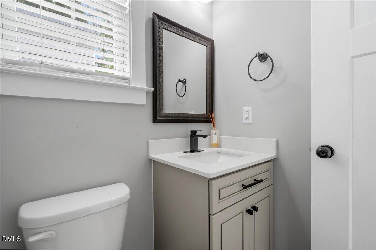 2931 Chapel Hill Road Durham, NC 27707 - Photo 22 of 33