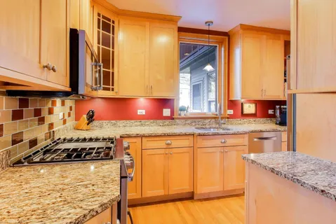 $869,000 | 1103 Seward Street, Evanston, IL 60202