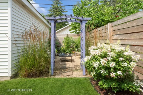 $869,000 | 1103 Seward Street, Evanston, IL 60202