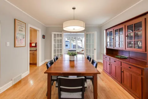 $869,000 | 1103 Seward Street, Evanston, IL 60202