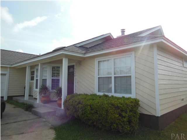 5590 Ponte Verde Road Pensacola, FL 32507 - Photo 6 of 22 A nice covered front porch