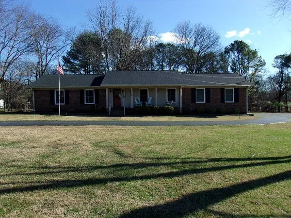 $2,295 | 507 Emily Drive, Goodlettsville, TN 37072