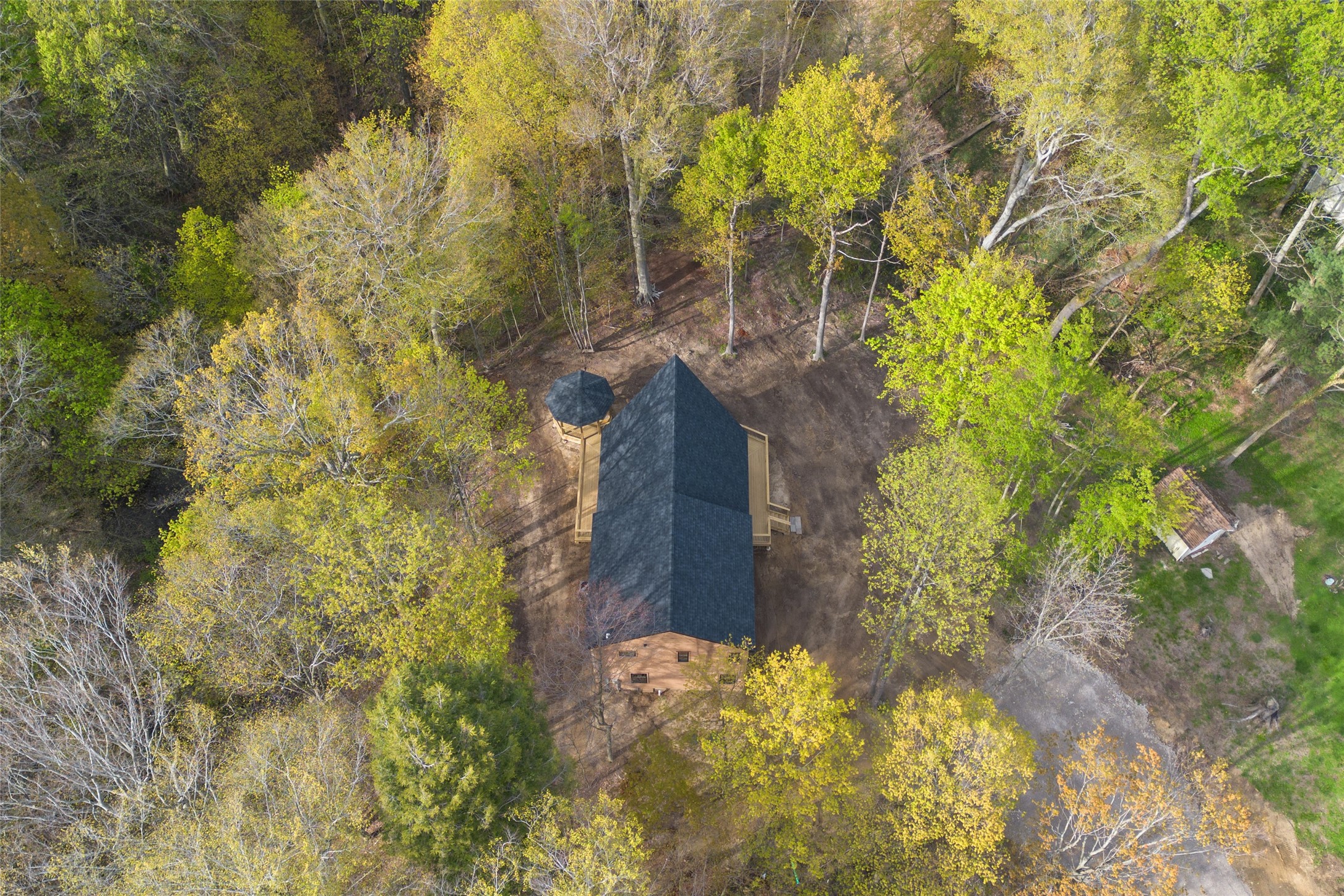 8498 East Lake Road Erie, PA 16511 - Photo 13 of 37 Gallery Image 13