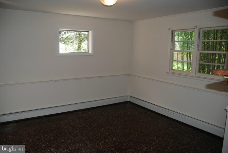 8033 Devlin Road Bristow, VA 20136 - Photo 8 of 18 LOWER BEDROOM 4