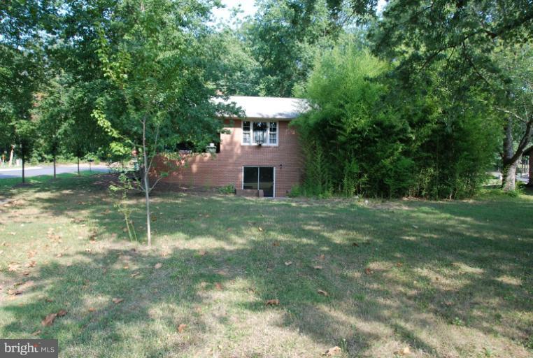 8033 Devlin Road Bristow, VA 20136 - Photo 10 of 18 Exterior (Rear)