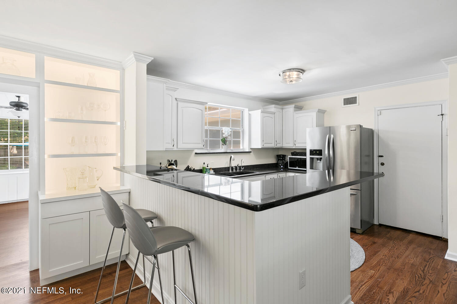 1272 Norwich Road Jacksonville, FL 32207 - Photo 9 of 40 Kitchen
