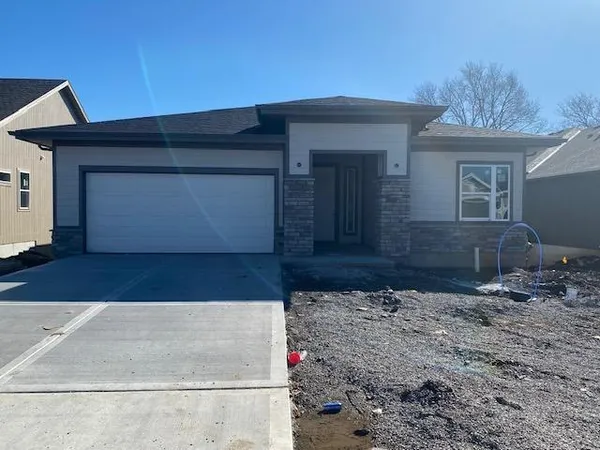 $502,695 | 20683 South Skyview Lane, Spring Hill, KS 66083