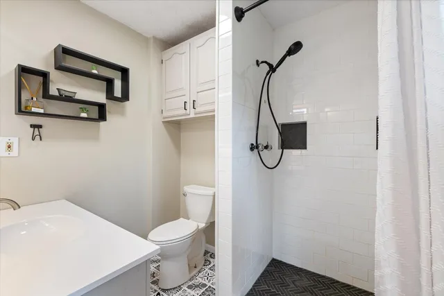 $425,000 | 15542 County Road 540, Nashwauk, MN 55769