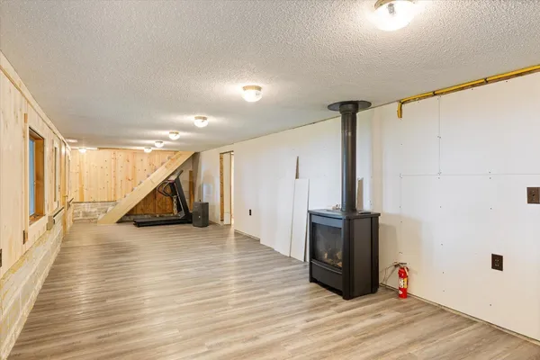 $425,000 | 15542 County Road 540, Nashwauk, MN 55769