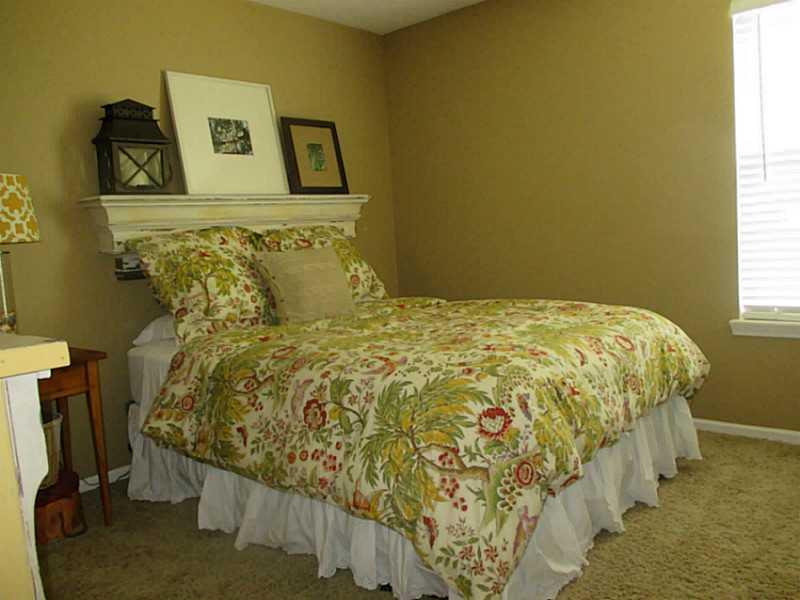 10426 Clifty Falls Road Indianapolis, IN 46239 - Photo 19 of 24 Gallery Image 19
