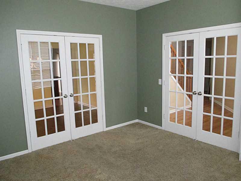10426 Clifty Falls Road Indianapolis, IN 46239 - Photo 4 of 24 Gallery Image 4