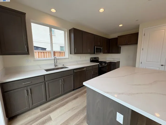 $757,900 | 1300 Sunningdale Lane, Fairfield, CA 94533