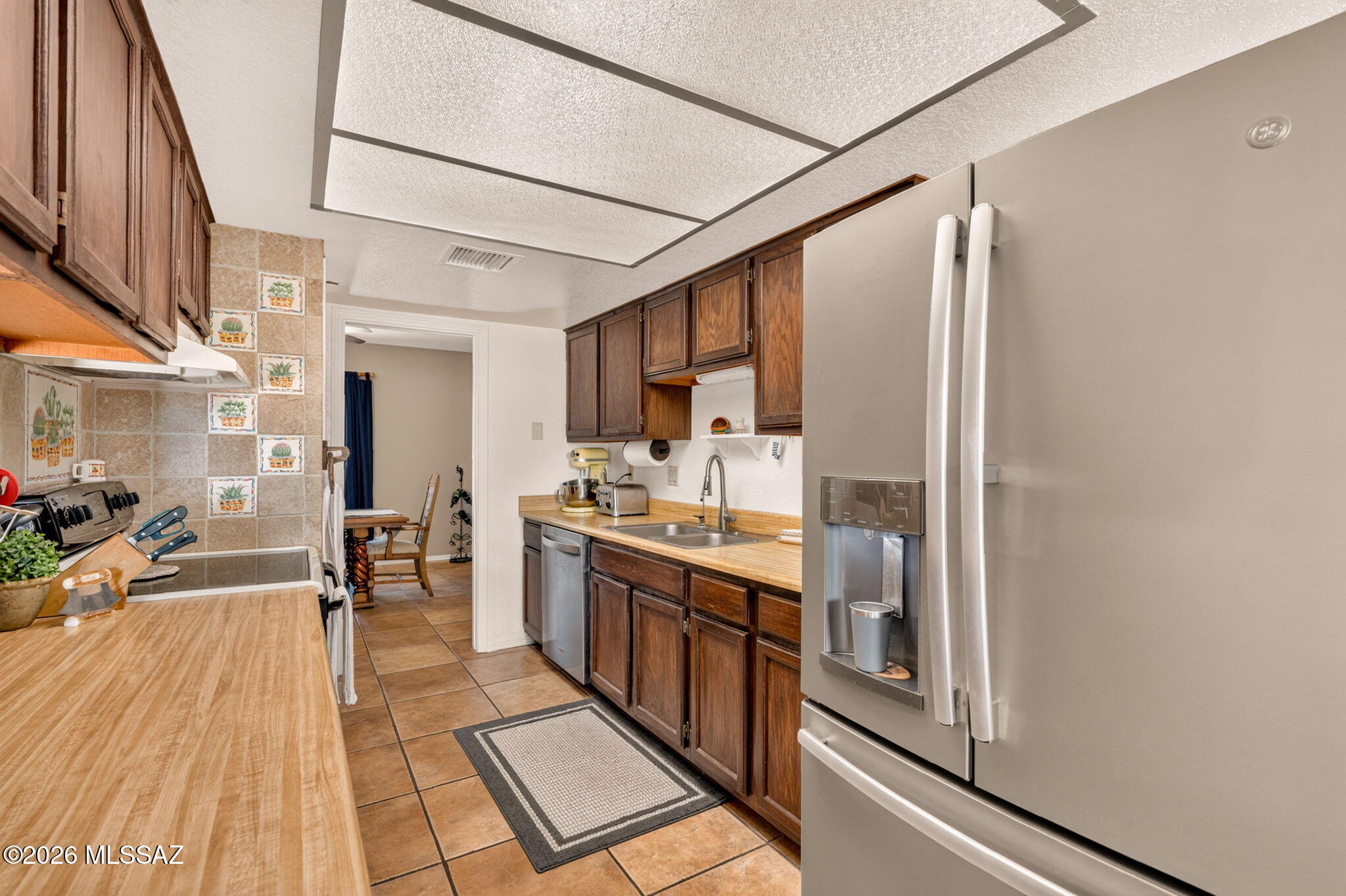 10800 East Snyder Road Tucson, AZ 85749 - Photo 21 of 51 Stainless steel refrigerator