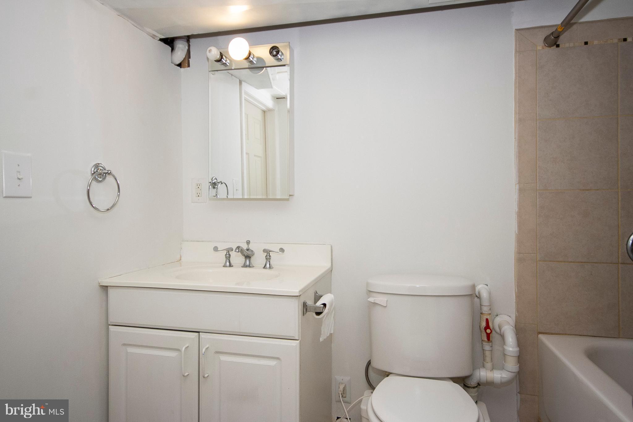 3208 Stanley Road Halethorpe, MD 21227 - Photo 23 of 26 Bath