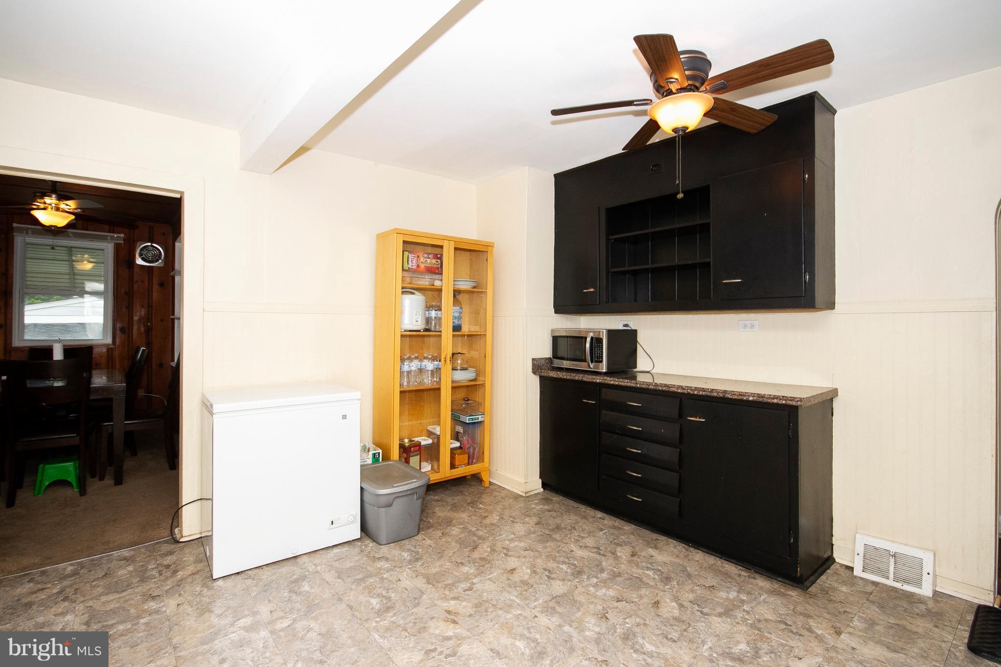 3208 Stanley Road Halethorpe, MD 21227 - Photo 7 of 26 Kitchen