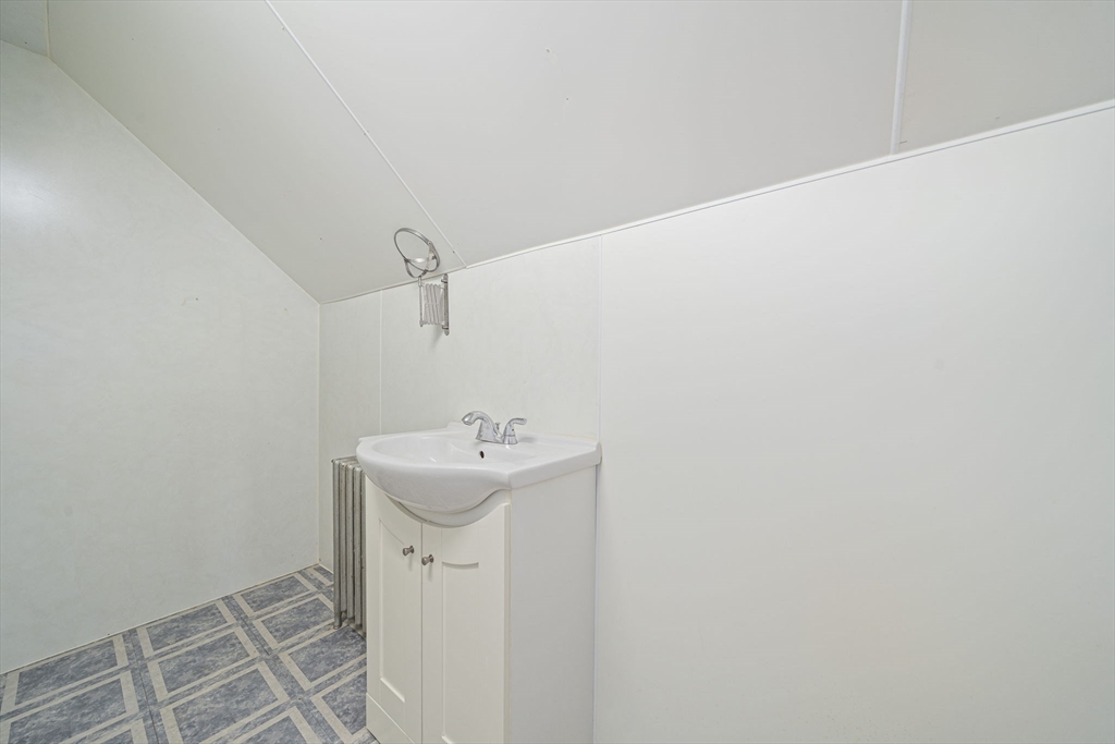 7 Manet Avenue Quincy, MA 02169 - Photo 27 of 42