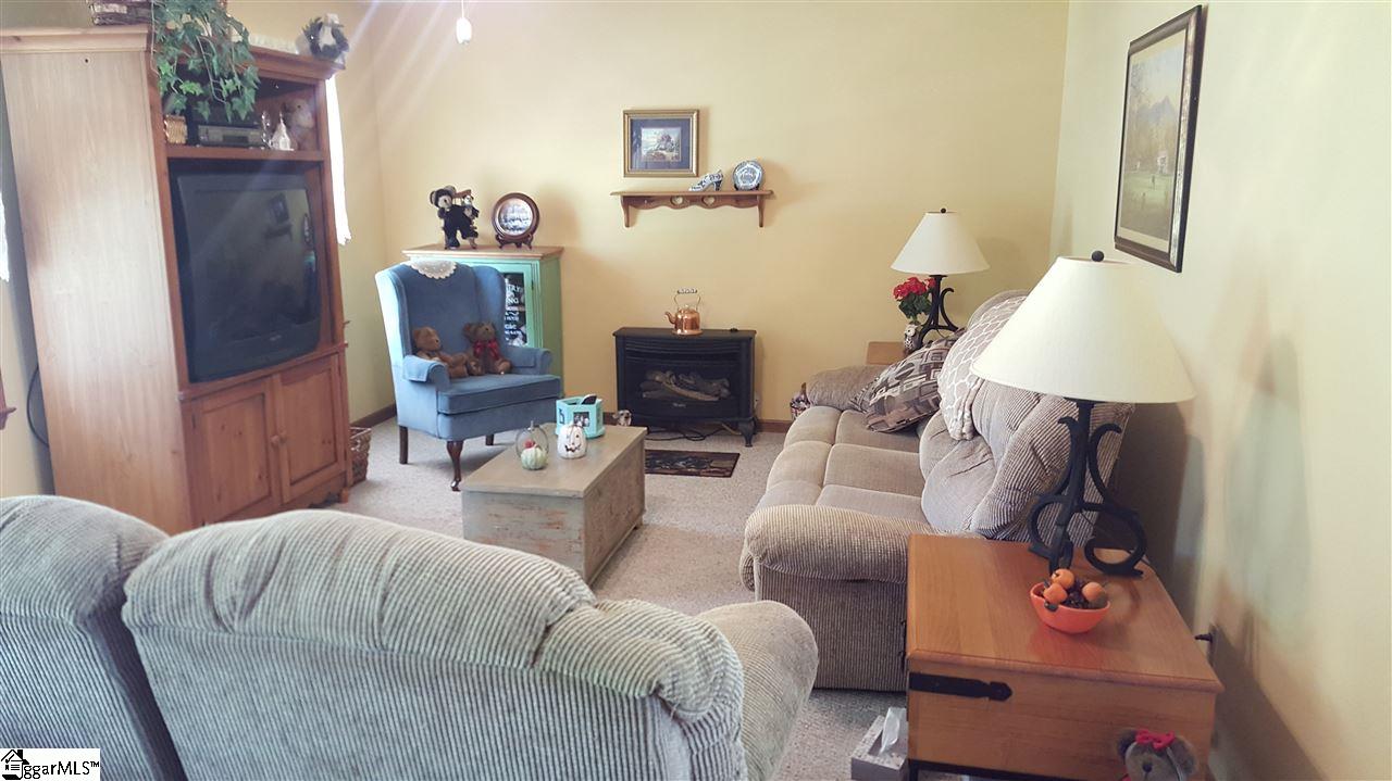108 Ghost Creek Road Laurens, SC 29360 - Photo 6 of 15 Gallery Image 6