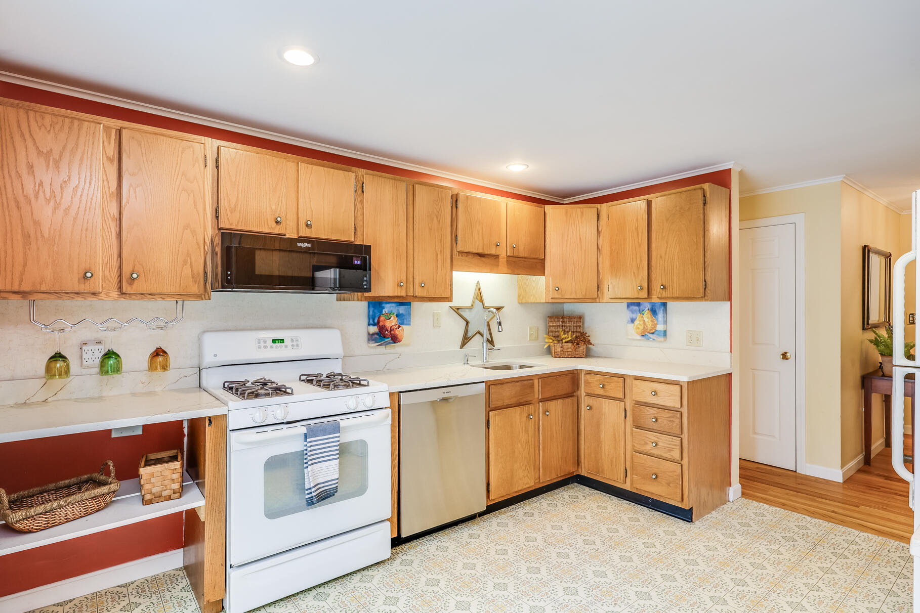 7 Small Road Harwich, MA 02645 - Photo 16 of 42 Kitchen