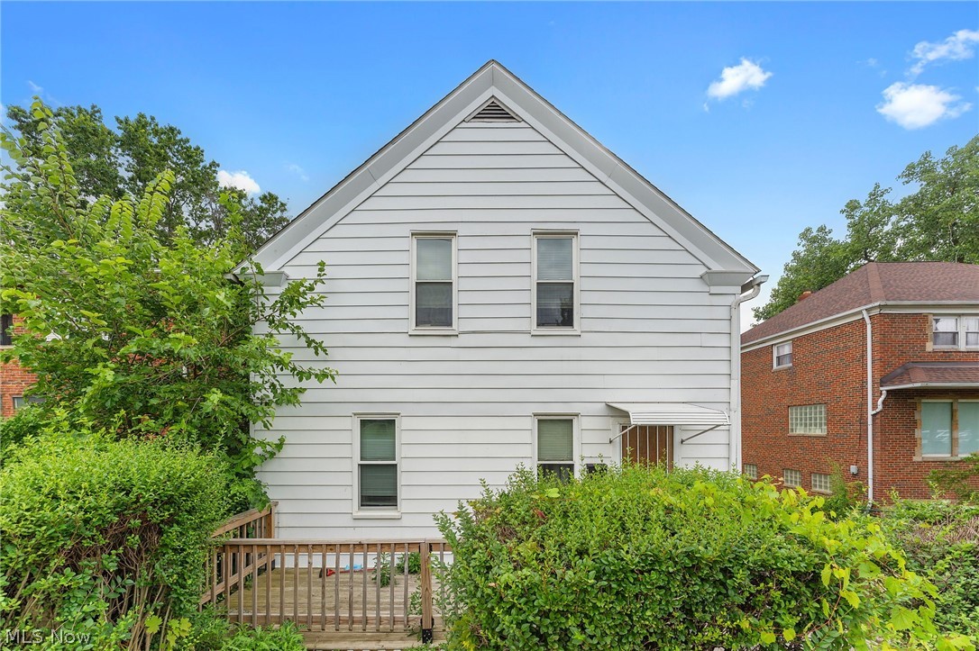 18914 Neff Road Cleveland, OH 44119 - Photo 2 of 23 Gallery Image 2