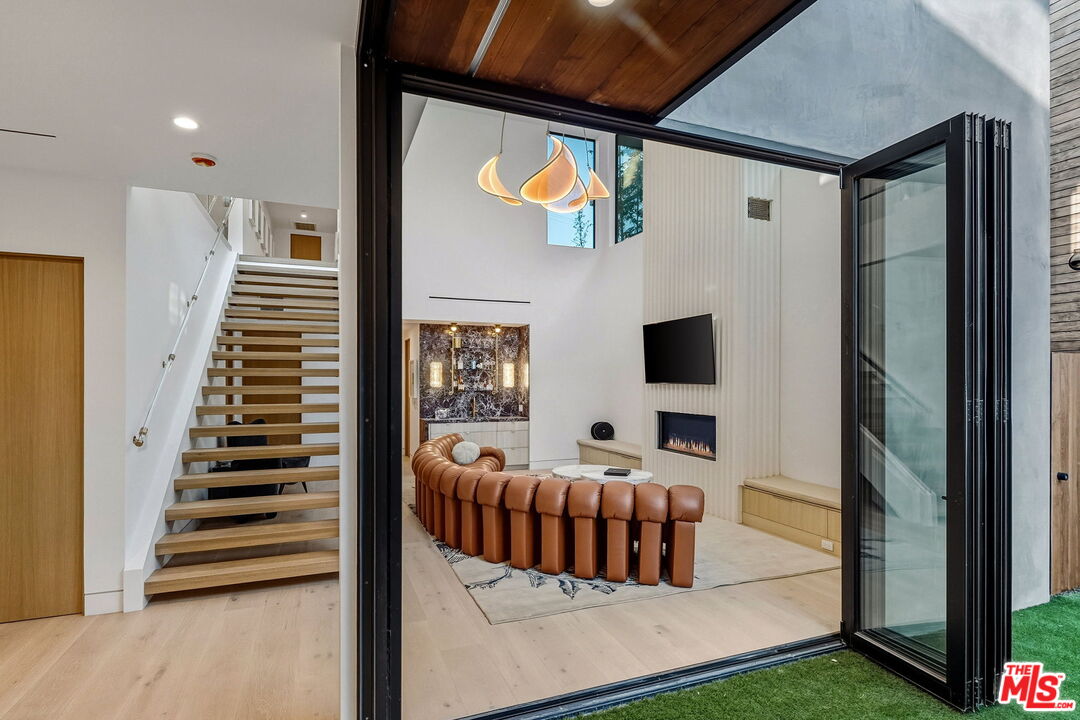 738 Palms Boulevard Venice, CA 90291 - Photo 19 of 51