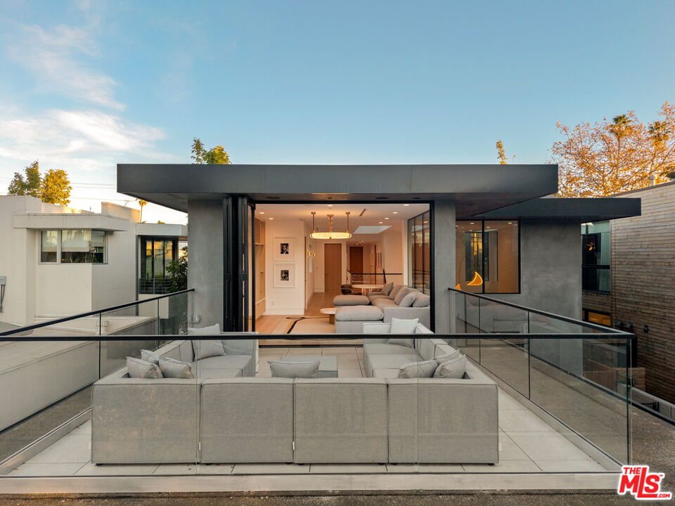 738 Palms Boulevard Venice, CA 90291 - Photo 23 of 51