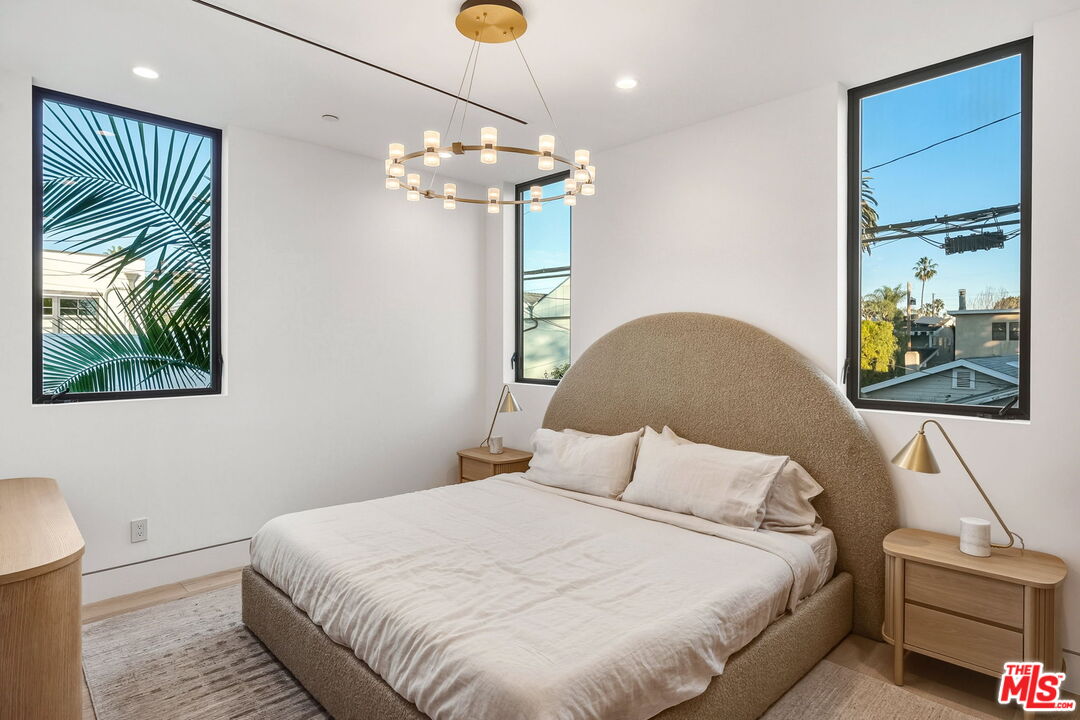 738 Palms Boulevard Venice, CA 90291 - Photo 36 of 51