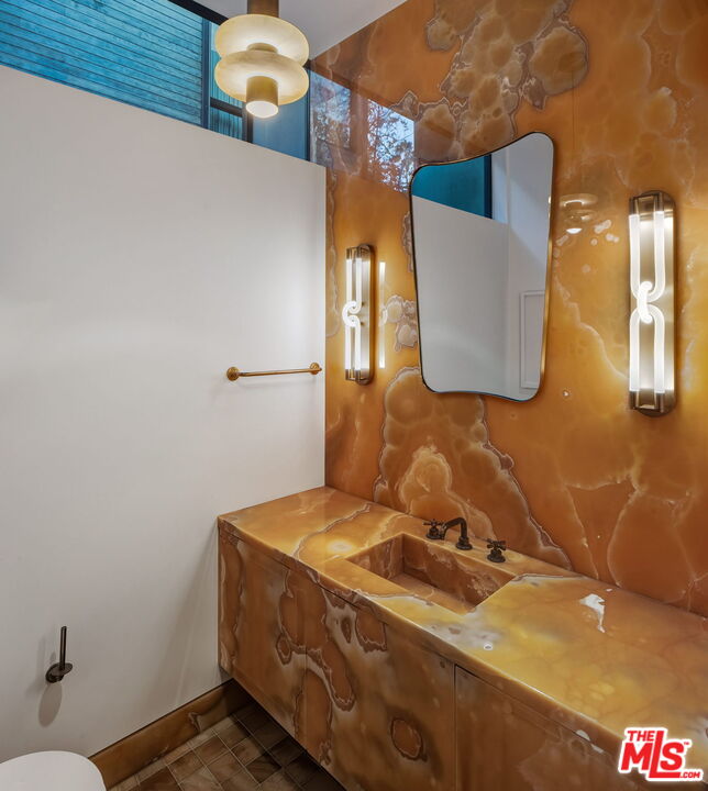 738 Palms Boulevard Venice, CA 90291 - Photo 42 of 51