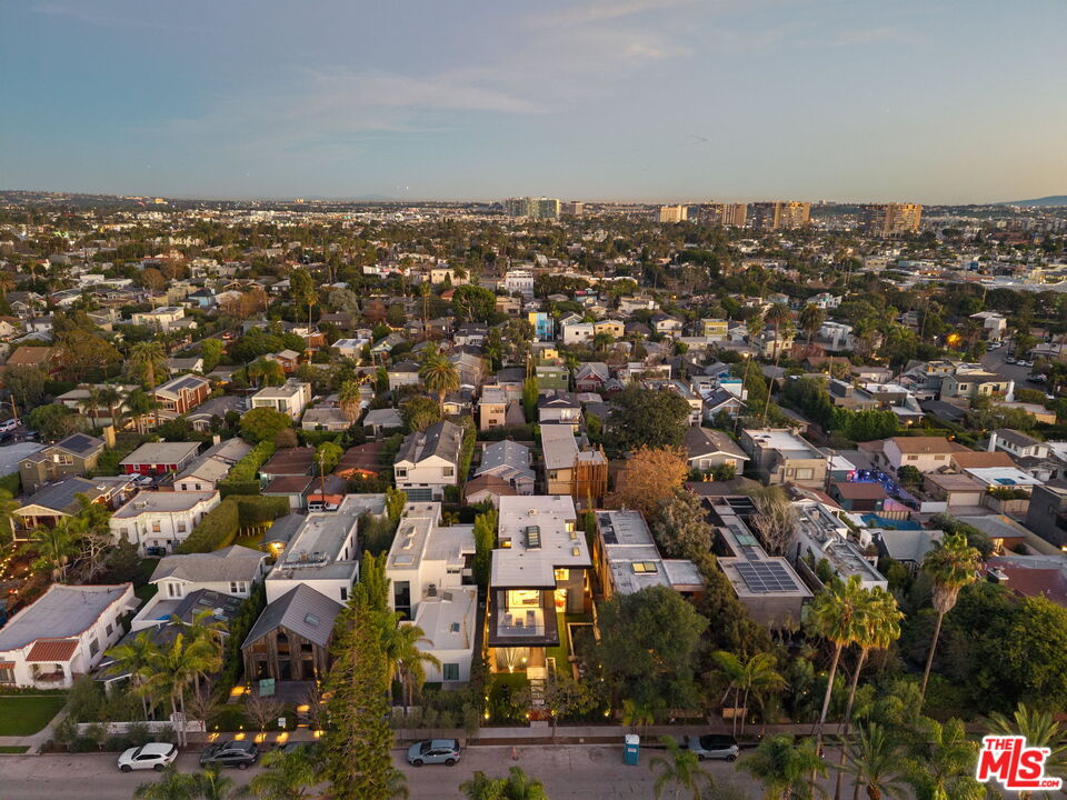 738 Palms Boulevard Venice, CA 90291 - Photo 49 of 51