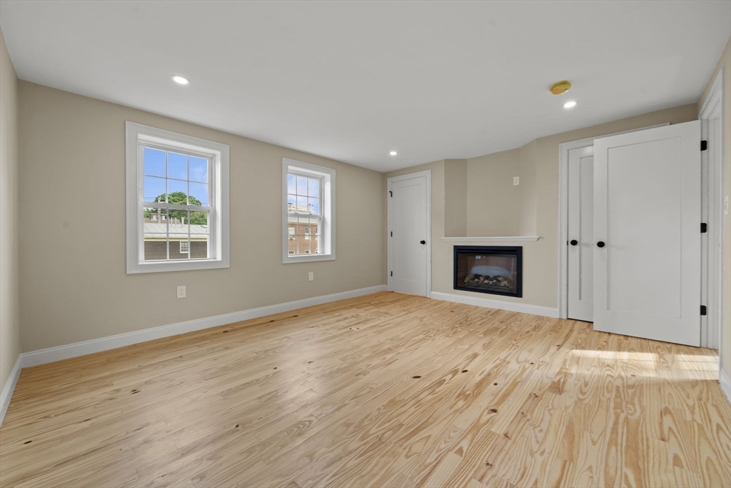 162 High Street, Unit B Danvers, MA 01923 - Photo 20 of 32