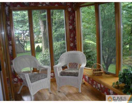 5 Kevin Road East Brunswick, NJ 08816 - Photo 5 of 6 Gallery Image 5