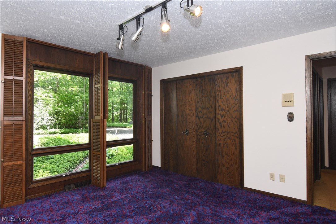 1271 Sand Run Road Akron, OH 44313 - Photo 17 of 32
