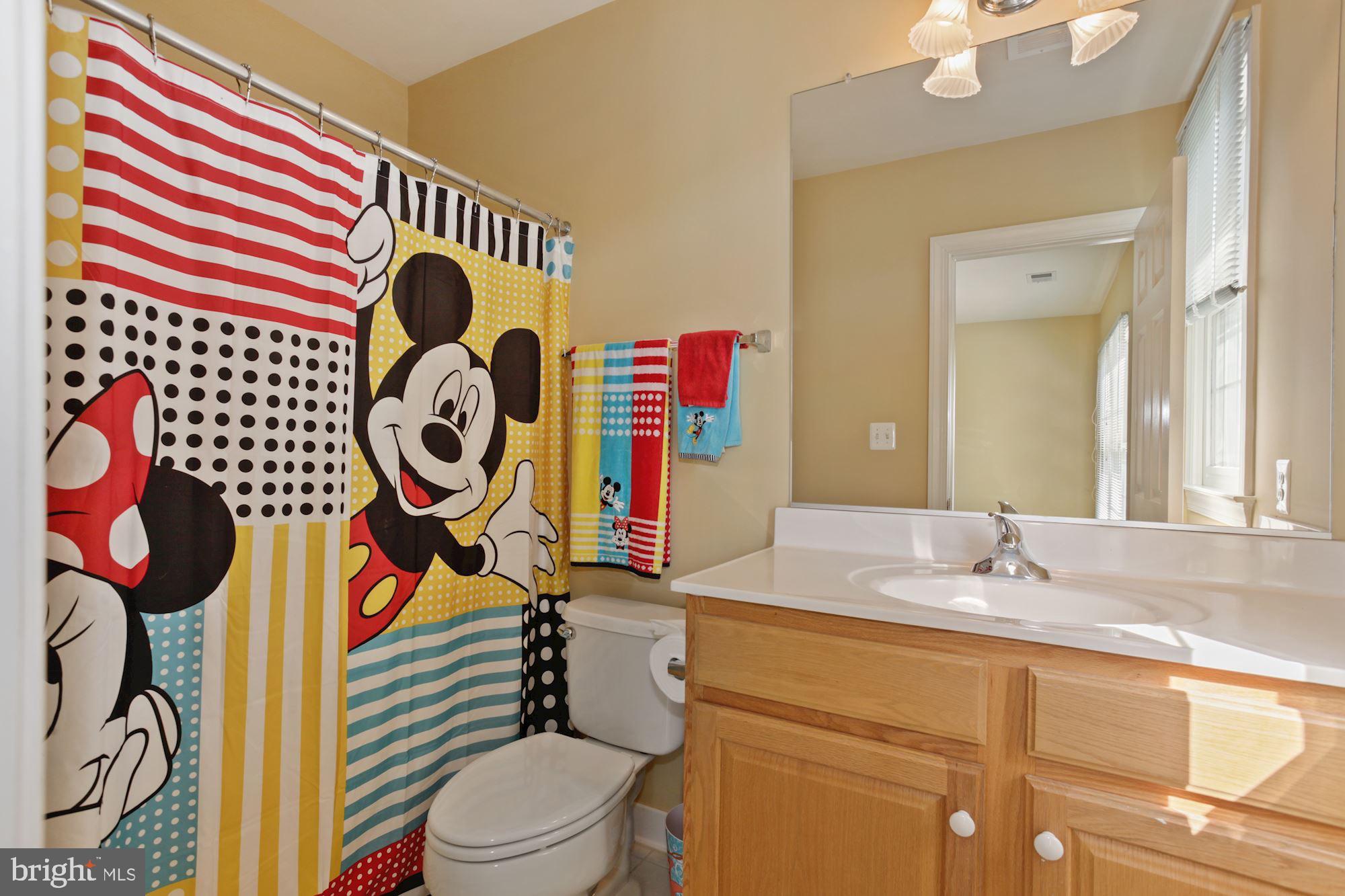 12830 Victory Lakes Loop Bristow, VA 20136 - Photo 28 of 50 EVERY BEDROOM has a BATH! SECOND BATH.