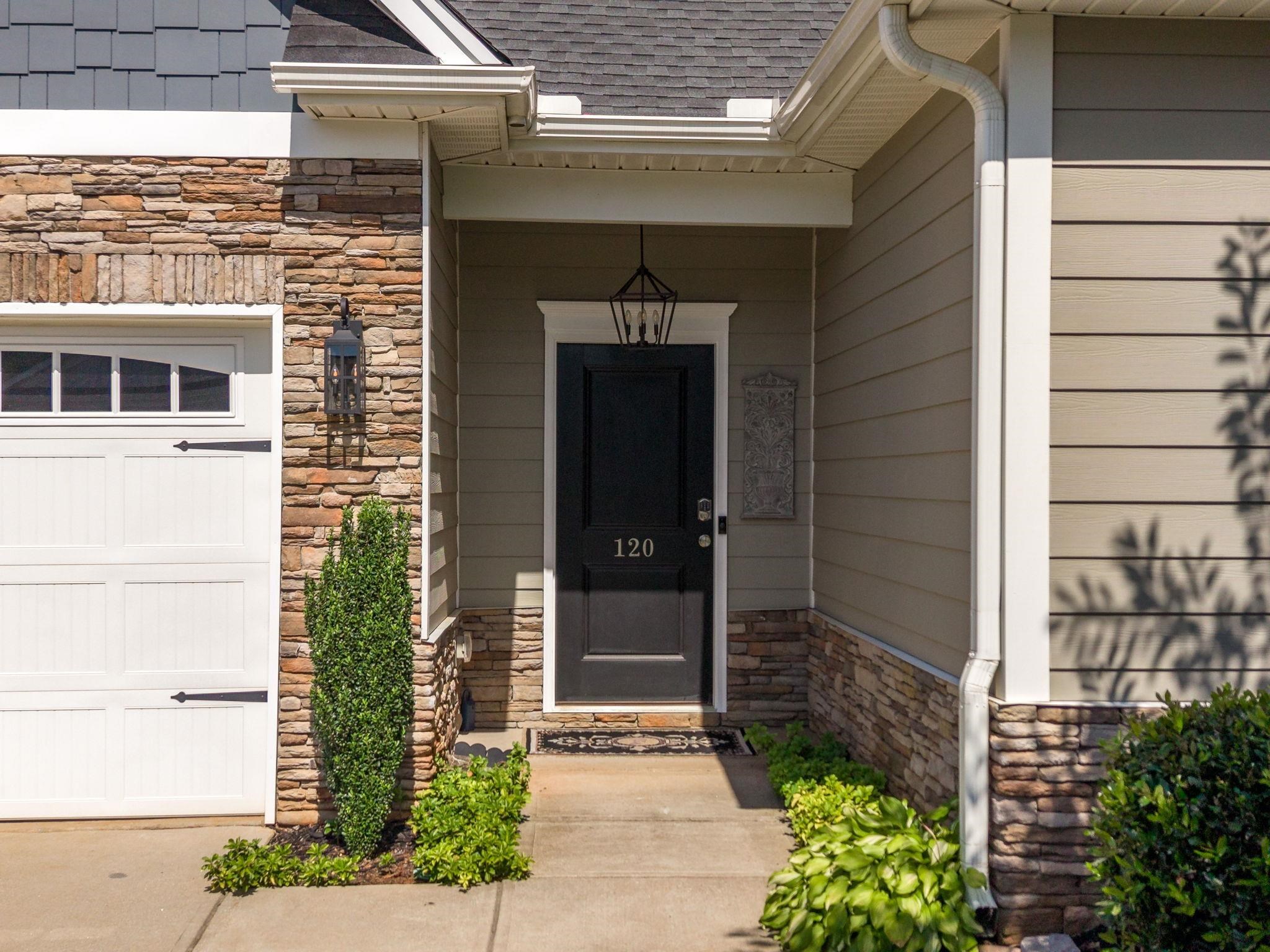 120 Broadleigh Court Boiling Springs, SC 29316 - Photo 6 of 46