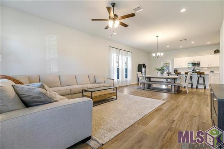 41449 Cozy Way Gonzales, LA 70737 - Photo 3 of 15