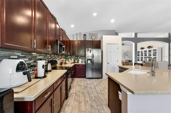 $429,000 | 11013 Rockledge View Drive, Riverview, FL 33579