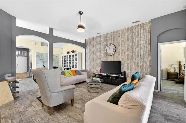 $429,000 | 11013 Rockledge View Drive, Riverview, FL 33579