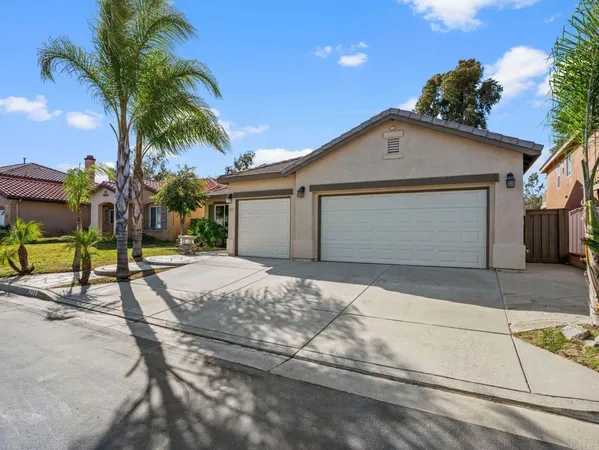 $529,900 | 219 Caldera Lane, Hemet, CA 92545