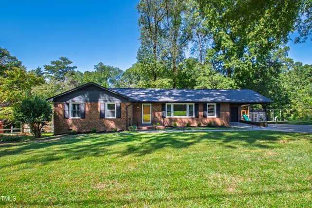 $379,900 | 4606 Greenbrier Road, Raleigh, NC 27603