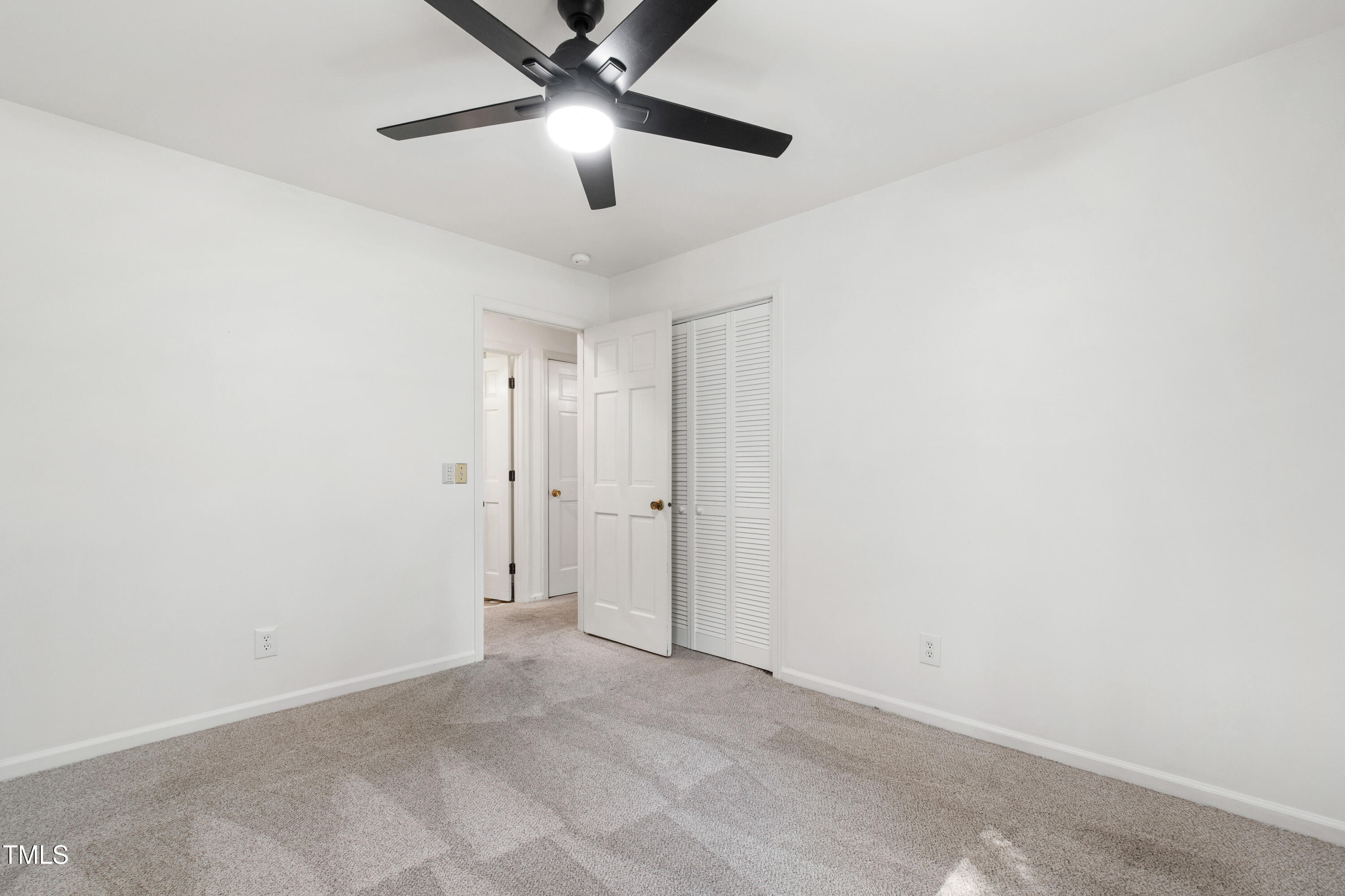 4606 Greenbrier Road Raleigh, NC 27603 - Photo 29 of 49