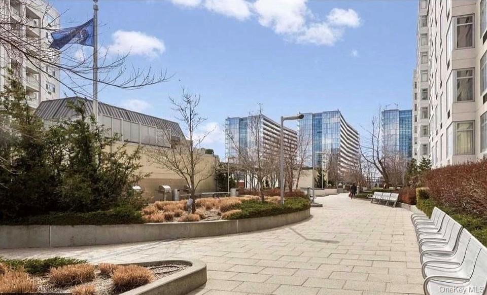 131-05 40 Road, Unit 10T Queens, NY 11354 - Photo 11 of 16