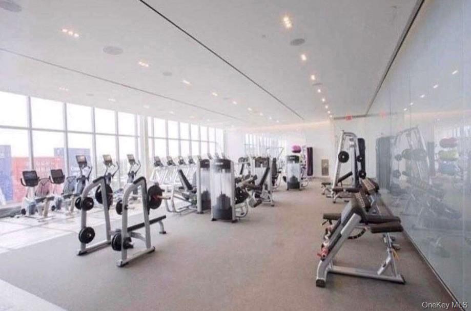 131-05 40 Road, Unit 10T Queens, NY 11354 - Photo 14 of 16