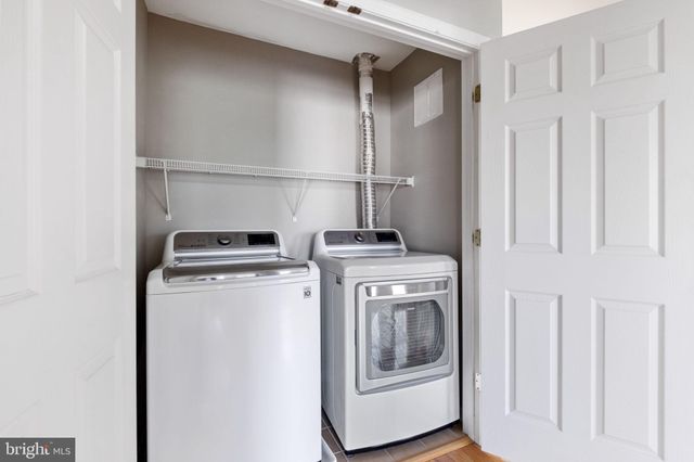 $825,000 | 5255 Jule Star Drive, Centreville, VA 20120